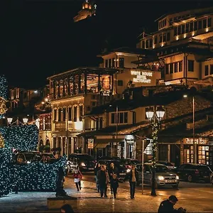 White House Boutique & Restaurant - Since 1999 Albania